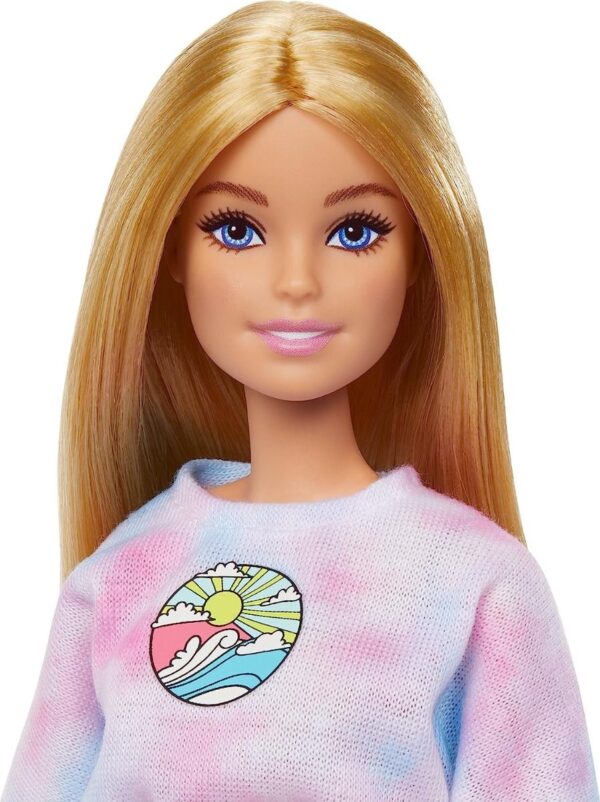 Barbie Malibu Stylist Doll Playset - Image 4