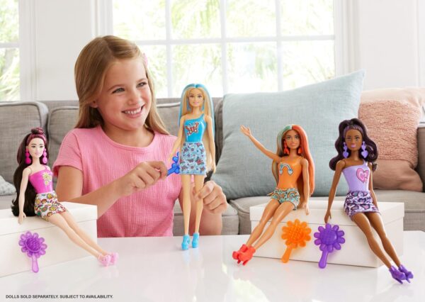 Barbie Color Reveal Doll & Accessories with 6 Unboxing Surprises - Image 2