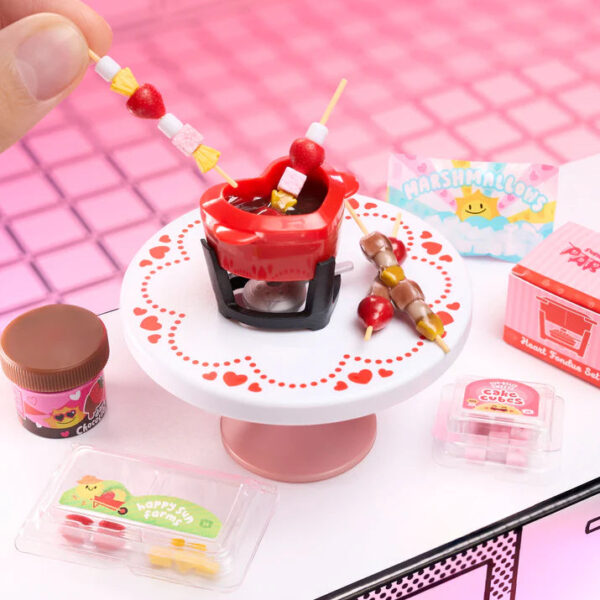 Miniverse Make It Mini Food Valentine's Series - Image 5