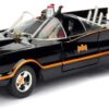 Batman 1966 Classic Batmobile 1:24 Classic