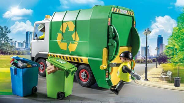 Recycling Truck with Accessories and 2 Figures - Image 4