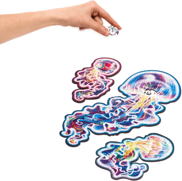 Wandering Jellyfish 330-Pieces - Image 3