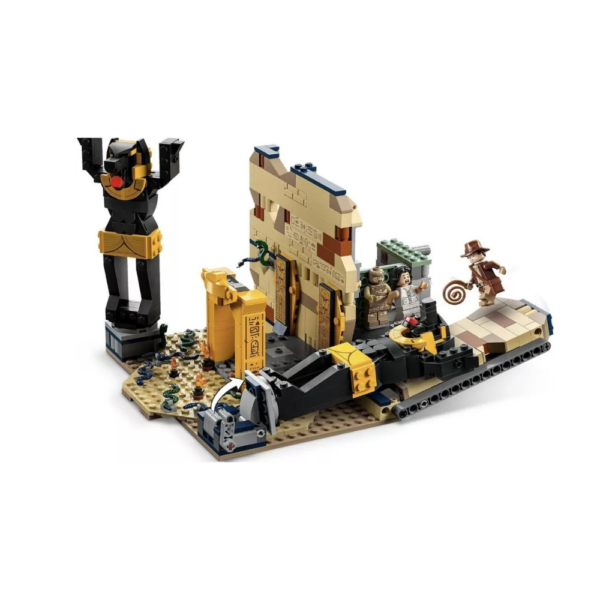 Indiana Jones Escape from the Lost Tomb - Image 2
