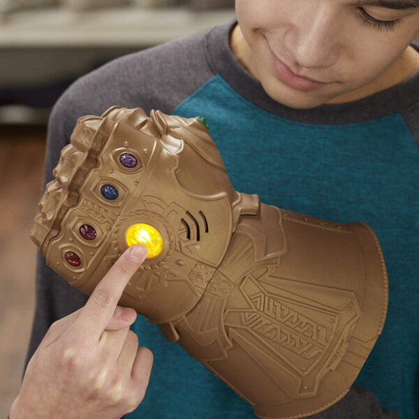 Marvel Avengers Infinity War Infinity Gauntlet Electronic Fist - Image 3