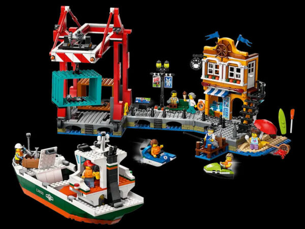 City Set 60422 Port with Cargo Ship - Image 3