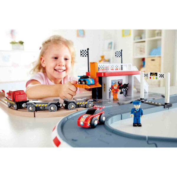 Race Track Station - Image 3