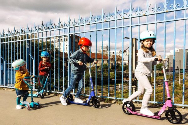 Cruiser Children's Scooter - Image 11