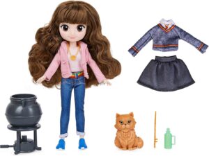 Wizarding World Harry Potter, 8-Inch Brilliant Hermione Granger Doll Gift Set