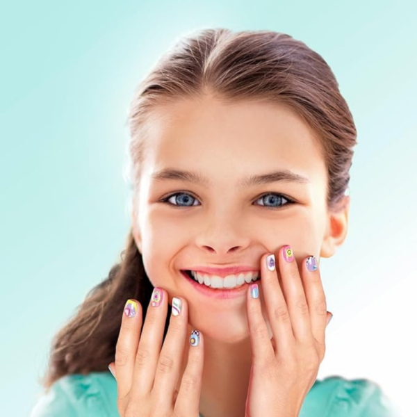 UV Gel Nail Art Studio - Image 3
